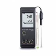 Máy đo độ mặn, nhiệt độ cầm tay model: HI931100